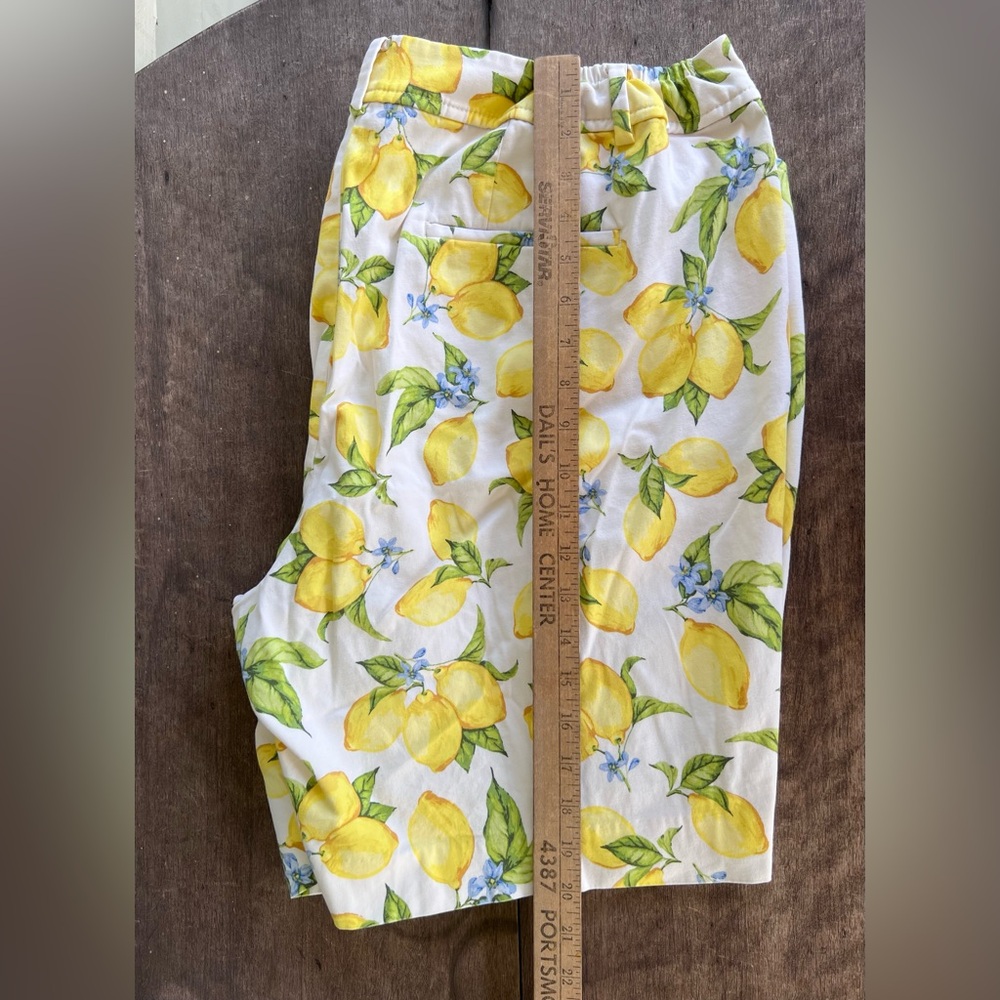 TALBOTS Perfect Shorts Lemon Blossom Sz 20W Bermuda Pockets Cotton Blend Stretch - Picture 8 of 15